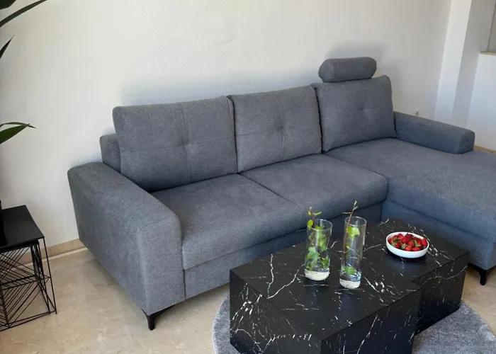 2 Bedroom Duplex I Apartment *