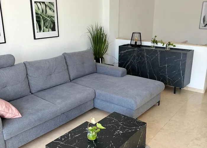 公寓 2 Bedroom Duplex I *